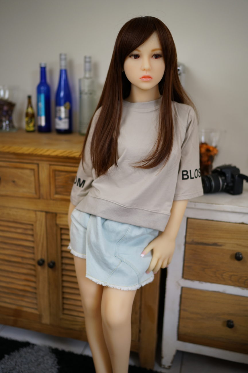 135cm small breasts Debbi doll4ever