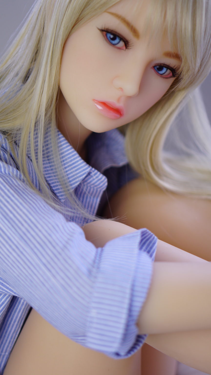 135cm small breasts Debbi doll4ever