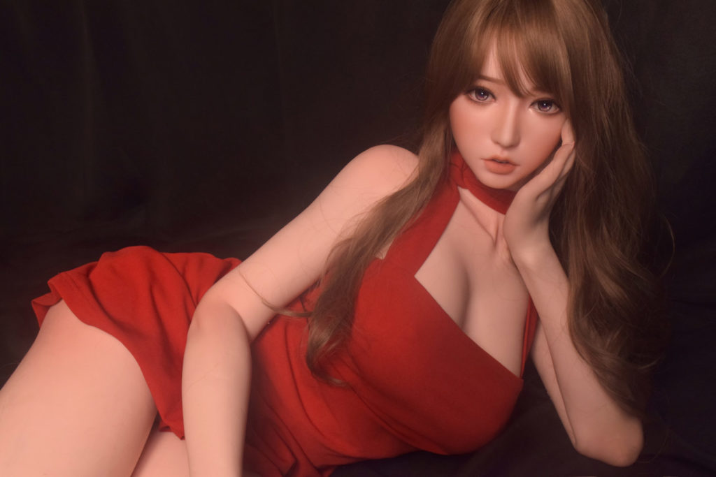 Fukada Ryoko 165cm Elsa babe Silicone Sex Doll