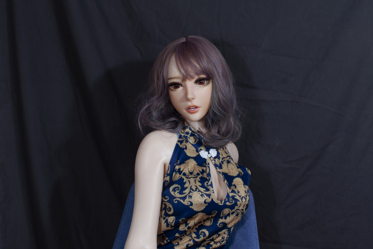 Akimoto Mami - 165cm (5'5'') Elsa babe Silicone Sex Doll | Dollsafari