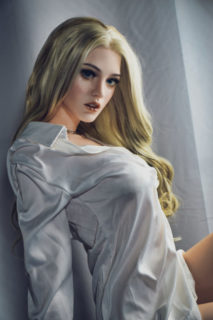 Olivia Smith – 165cm (5’5”) Elsa babe Silicone Sex Doll